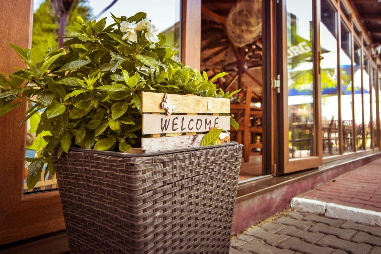 Pensiunea Ovidiu Crişan Exterior foto